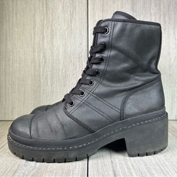 Marc Jacobs Black Waxed Canvas Combat Bristol Boot Lace Up Womens Size 10 EUR 40 - Picture 3 of 11